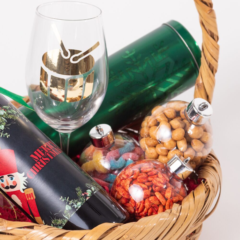 Majestic Christmas Basket - Image 3